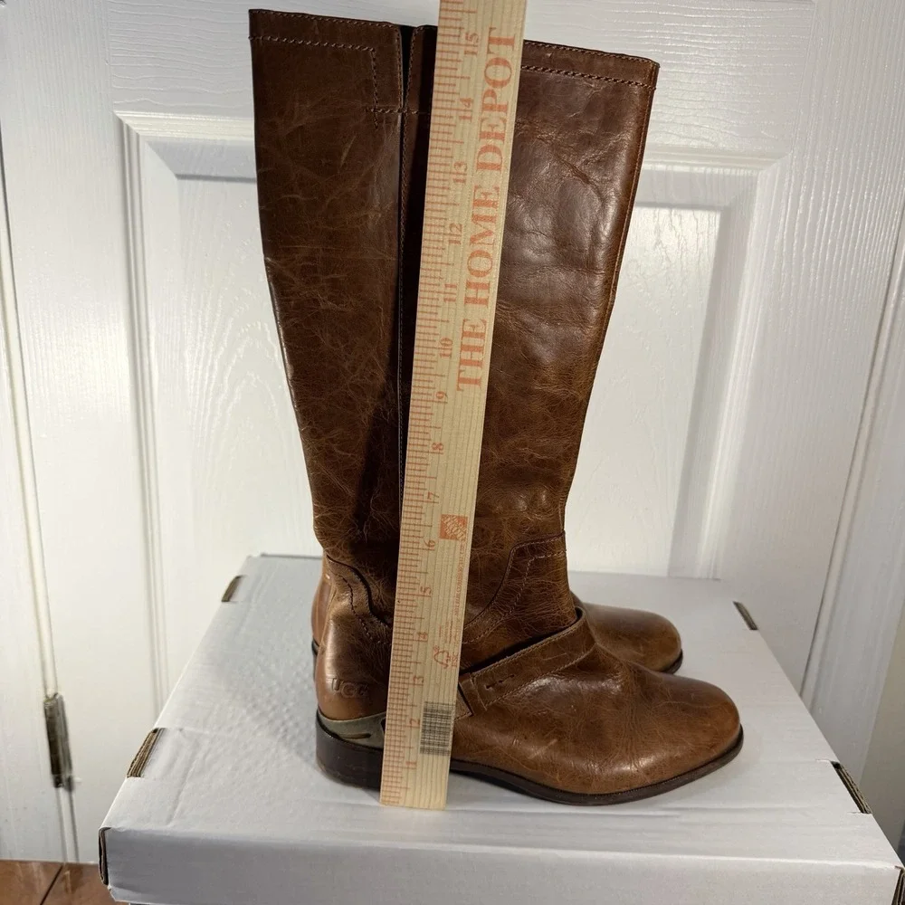 UGG australia channing